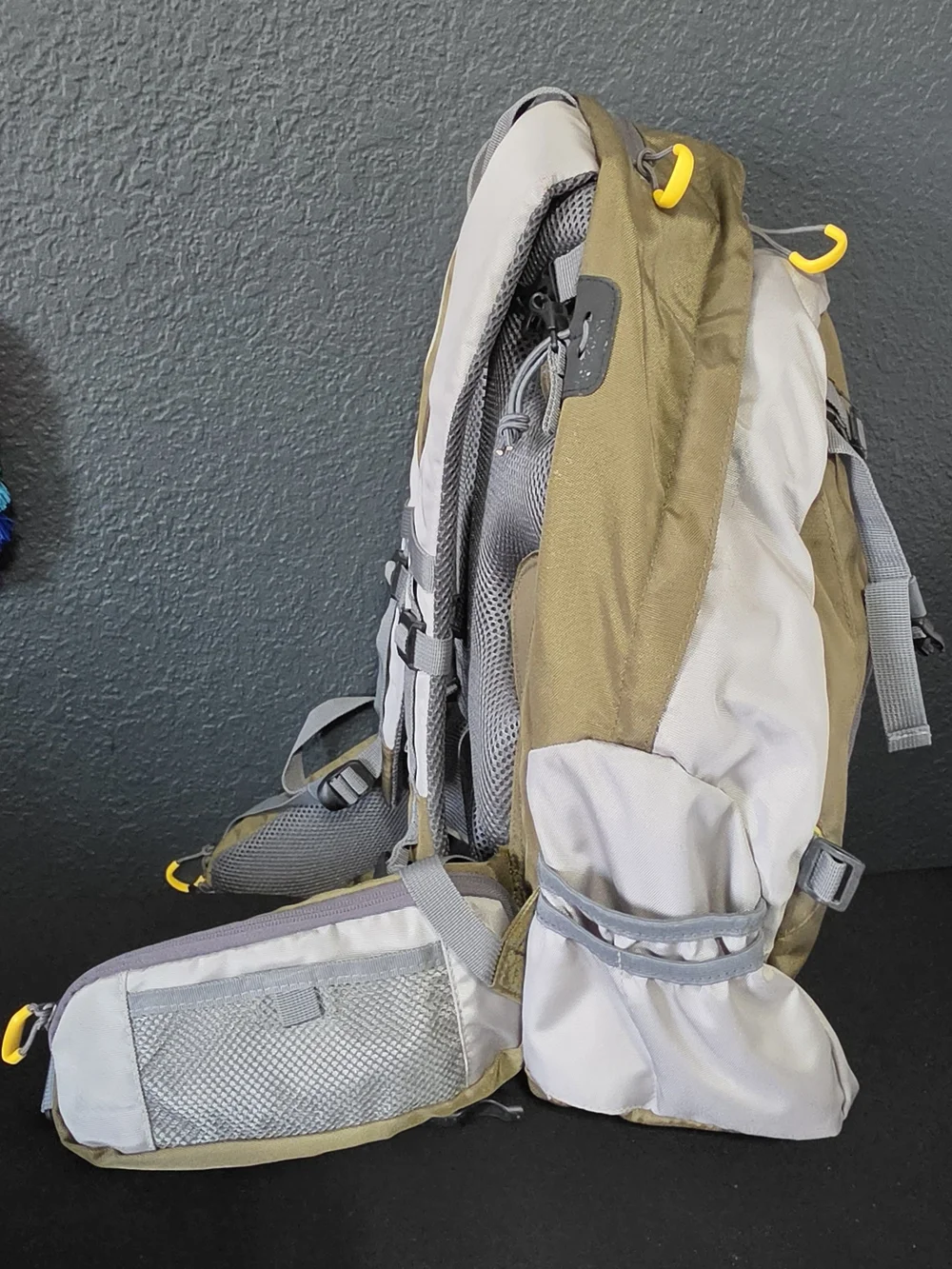 Bass Pro Shops Stalker Backpack